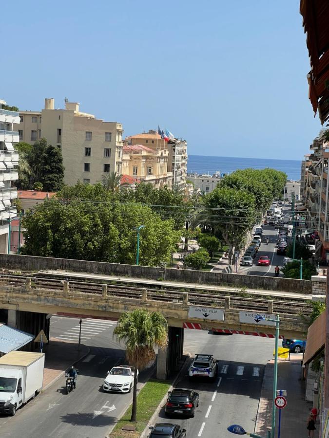 Appartement Tout Equipe Centre Ville Menton Eksteriør billede